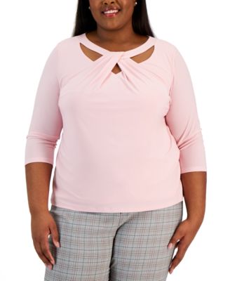 Kasper - Plus Size Twist-Neck Top