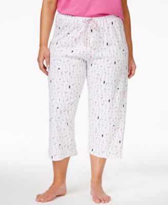 Hue - Plus Size Printed Capri Pajama Pants