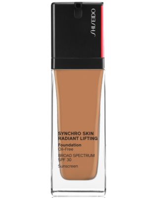 Shiseido - Synchro Skin Radiant Lifting Foundation, 30 ml